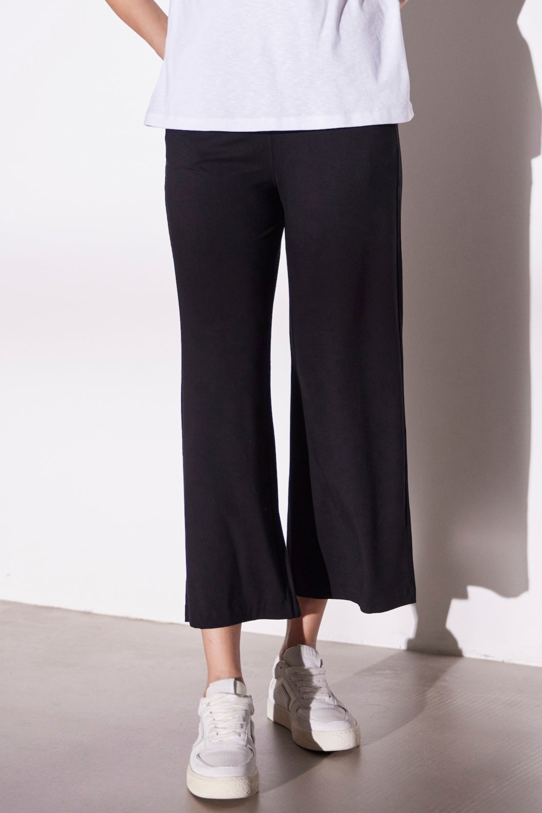 LAURIE Damen vegan Lose Hose Crop Jersey Donna Schwarz