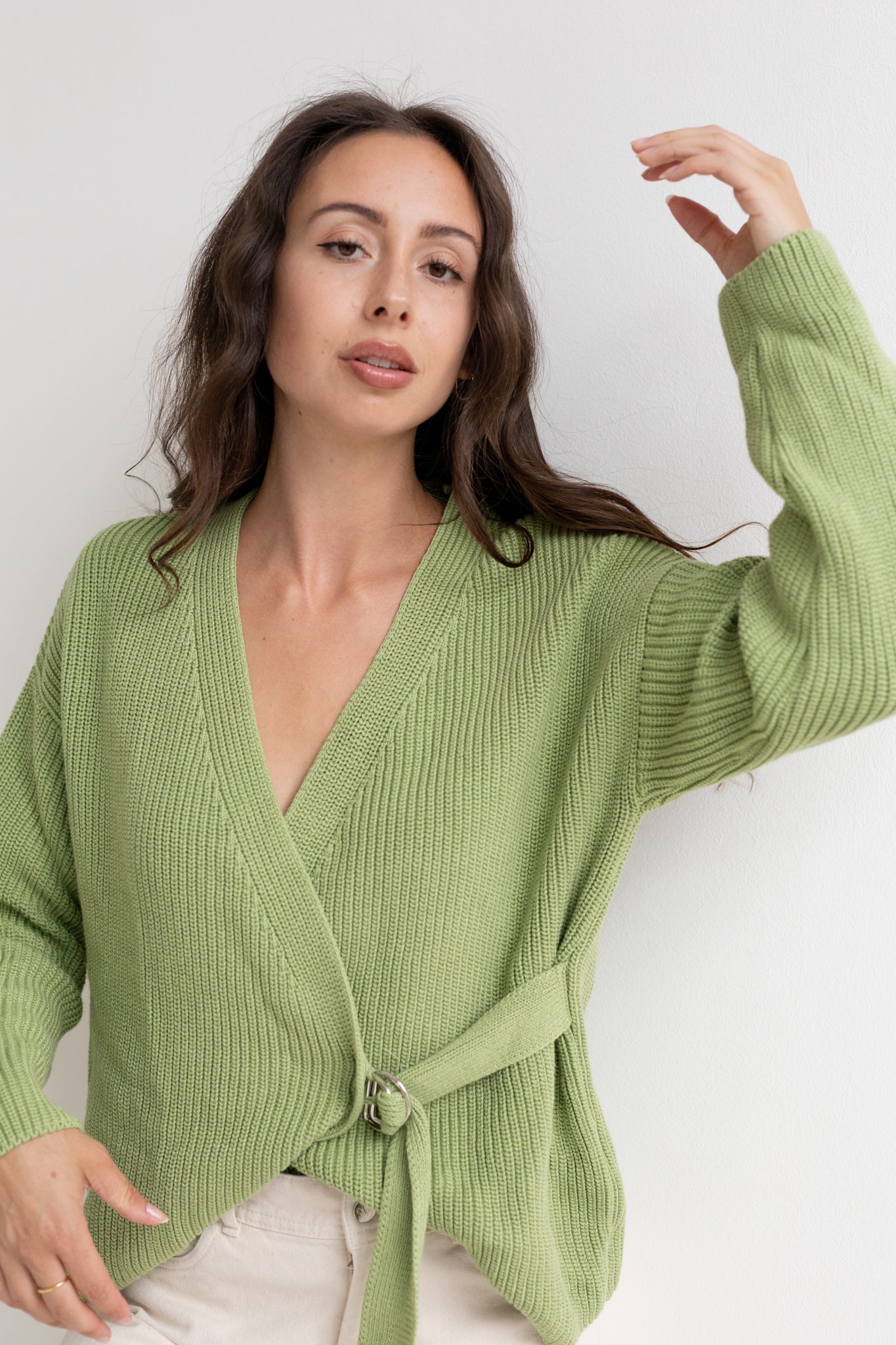 STORY OF MINE Damen vegan Strickjacke Wrap-Around GrÃ¼n