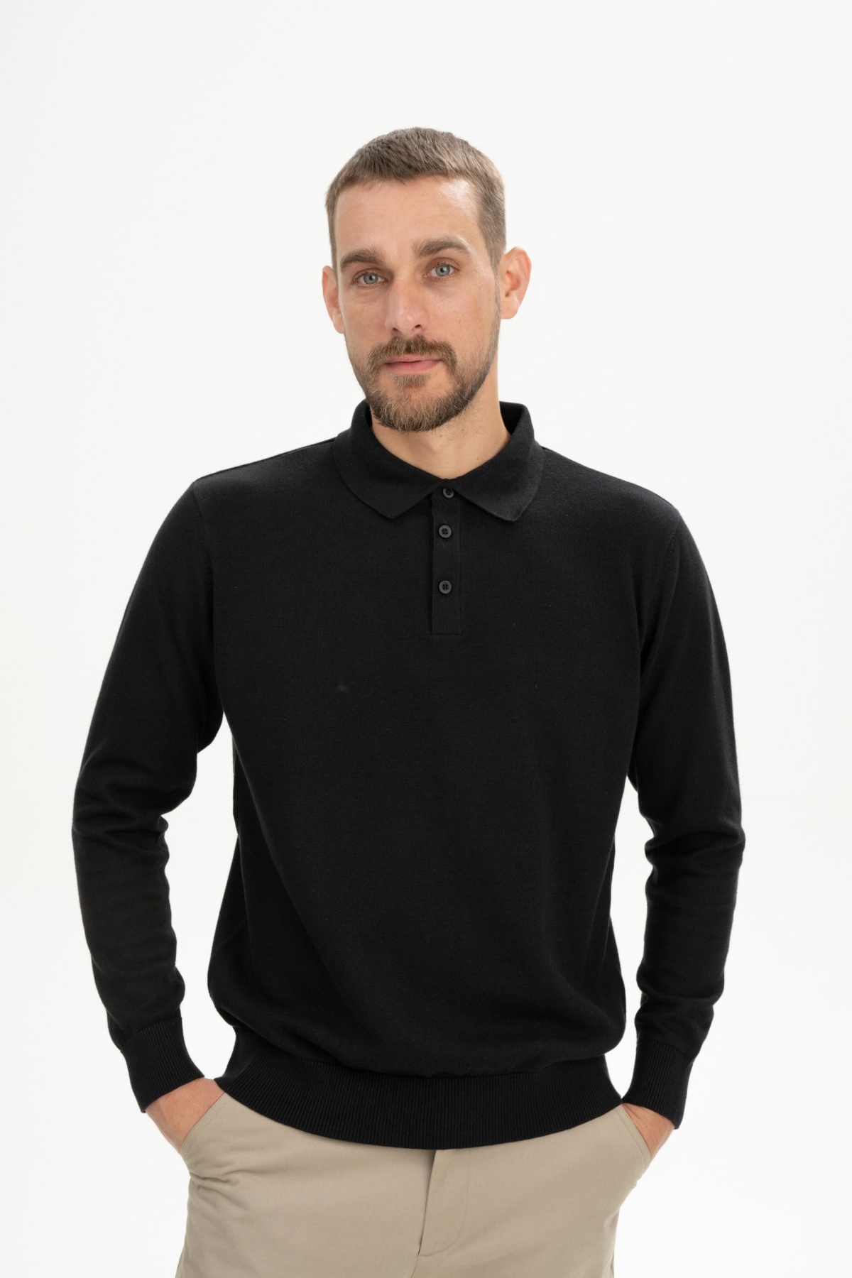 Image of MELA mannen vegan Gebreid Poloshirt Met Lange Mouwen, Harish Zwart