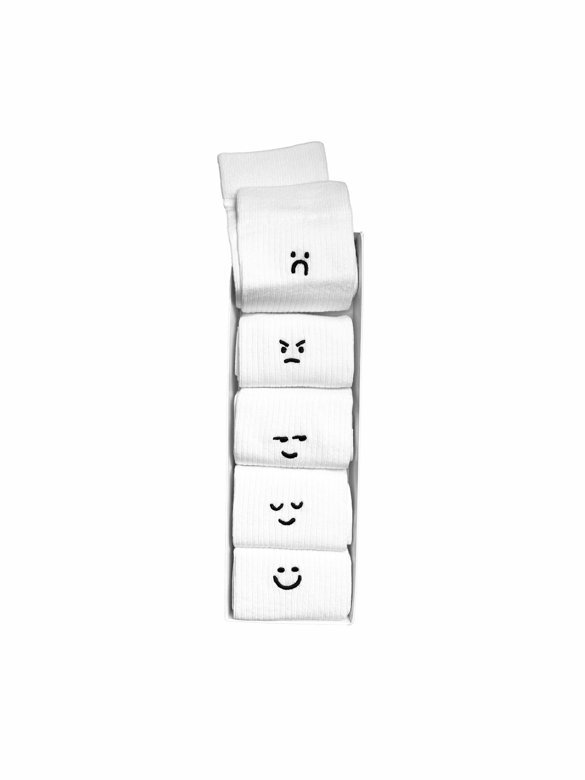 MELA womens vegan Multipack X5 Ribbed Socks Unisex Embroidery Smiley Moods White