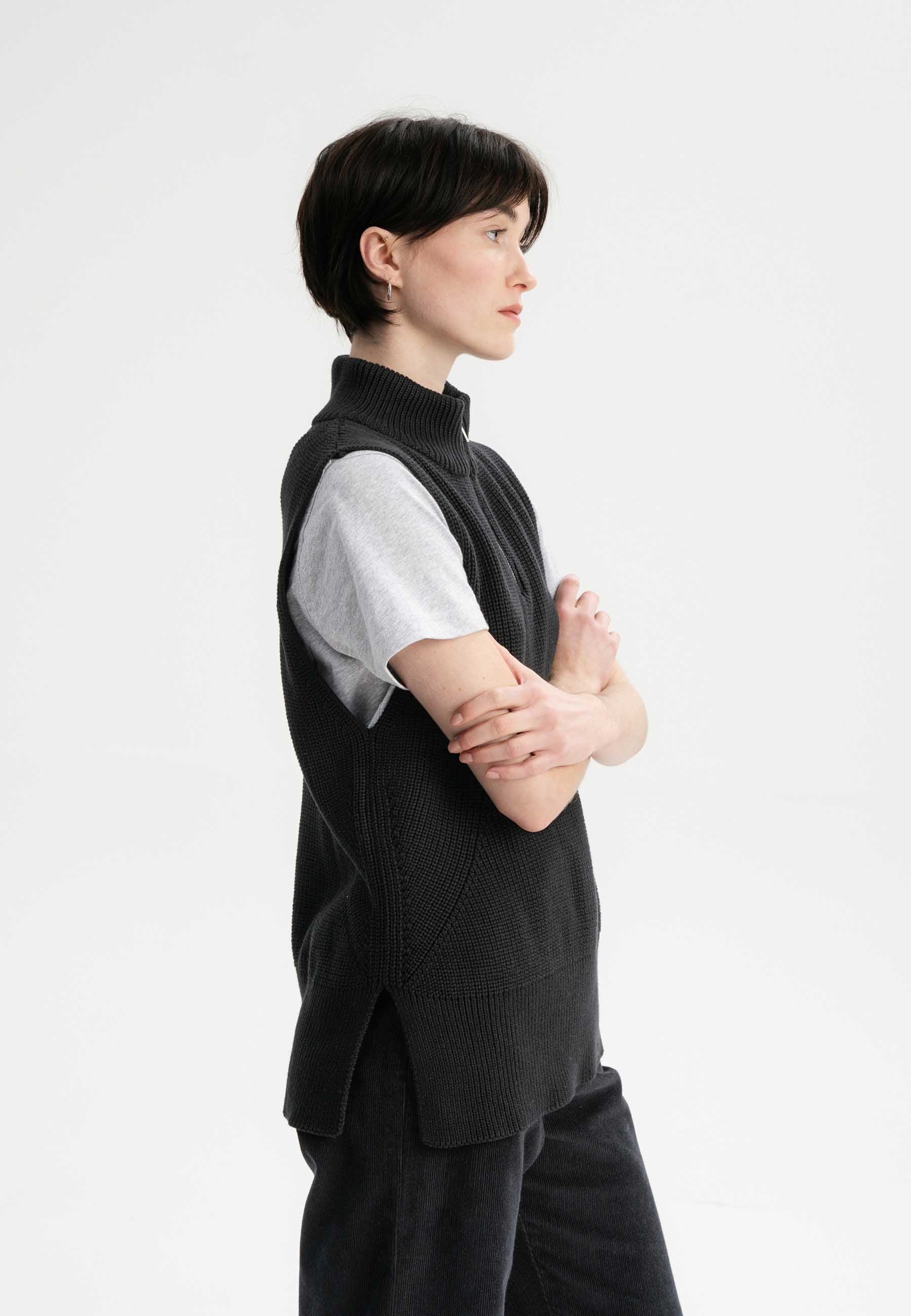 MELA womens vegan Knit Vest Turtleneck Gamini Black