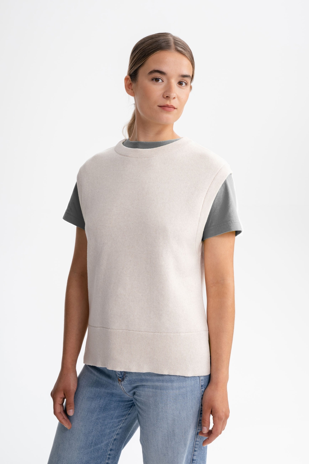 Image of MELA dames vegan Vest Jacquard Breiwerk Jamuna Crème Melange