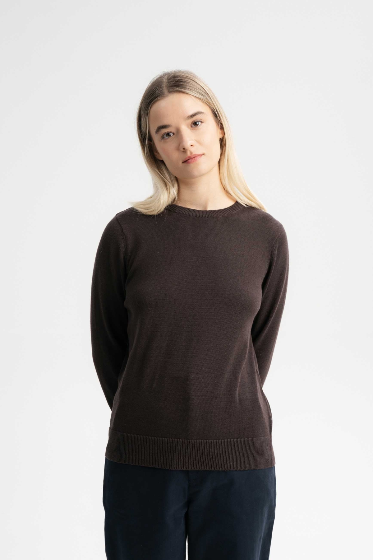 MELA Damen vegan Pullover Feinstrick Dhana Dunkelbraun