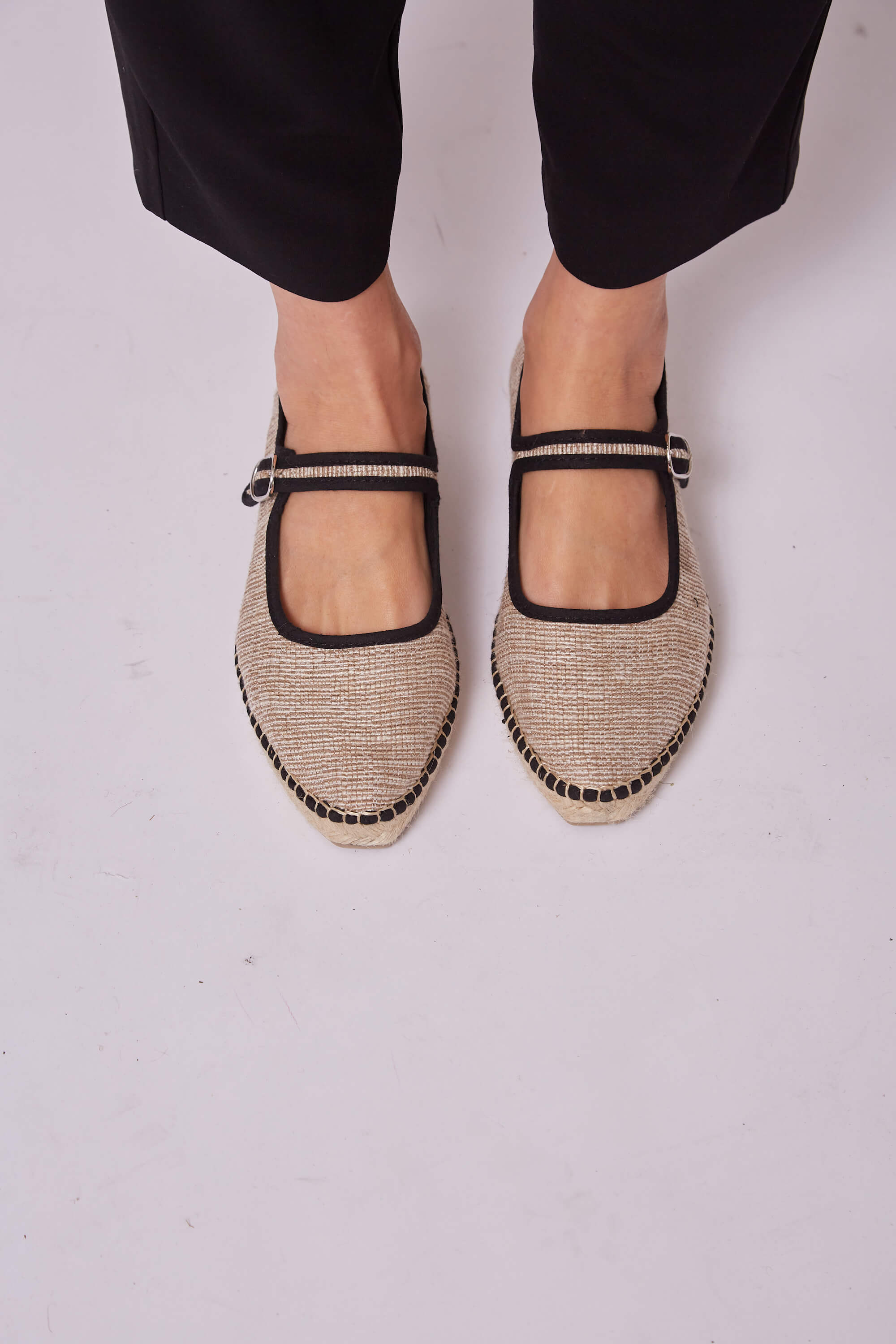 Momoc womens vegan Flats Padova Beige