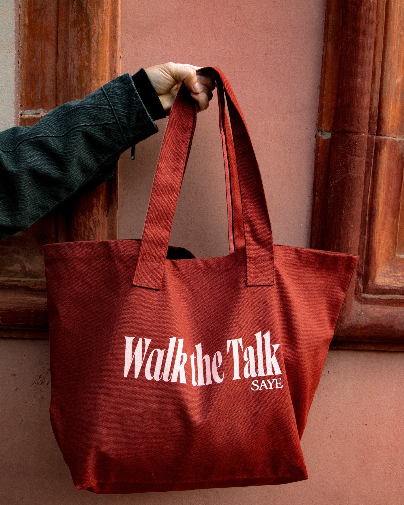 SAYE Totebag Walk The Talk Dark Red