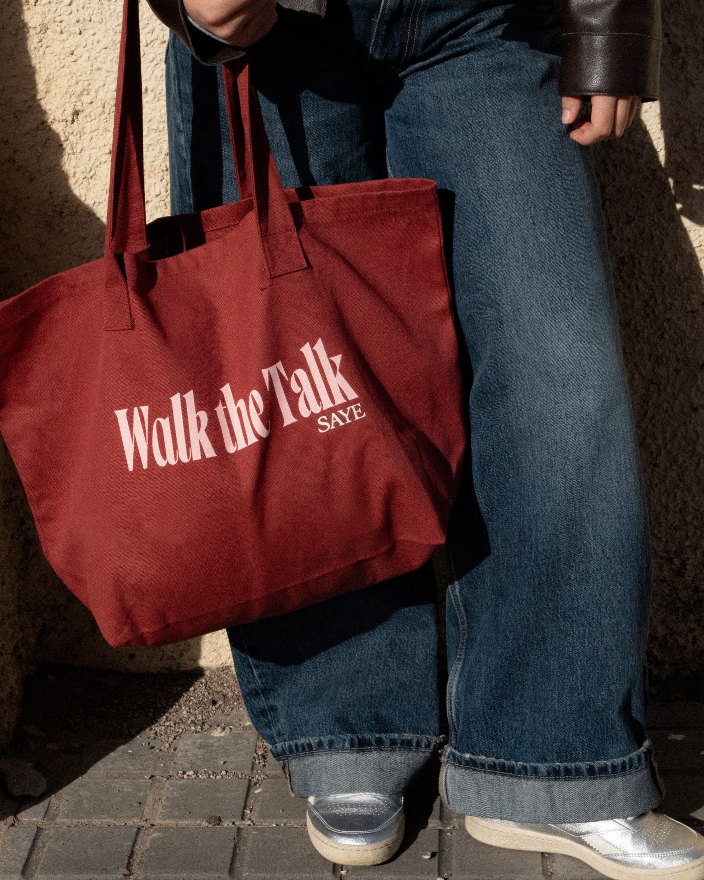 SAYE Totebag Walk The Talk Dark Red