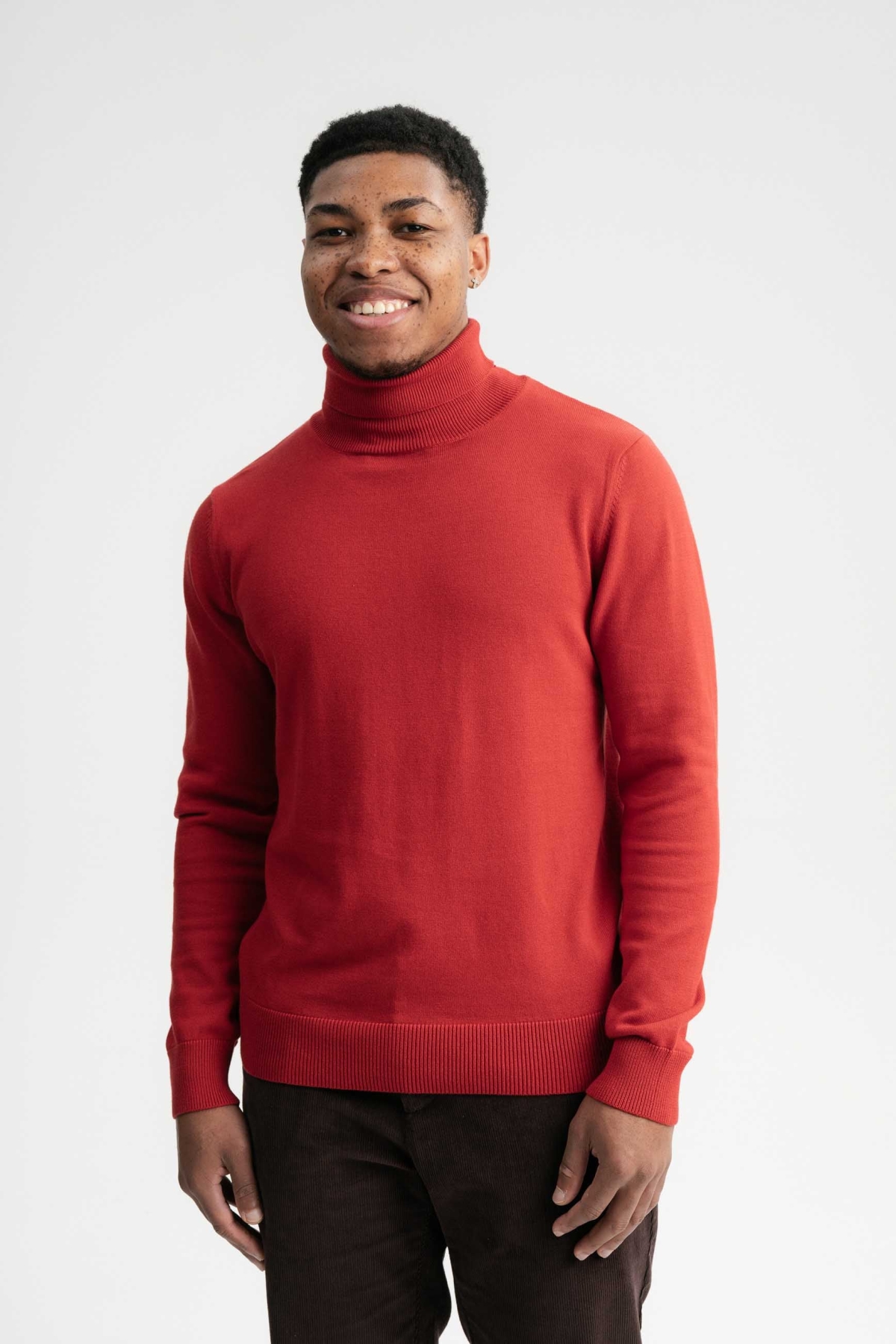 MELA Herren vegan Feinstrick-Rollkragenpullover Kanja Granatapfel