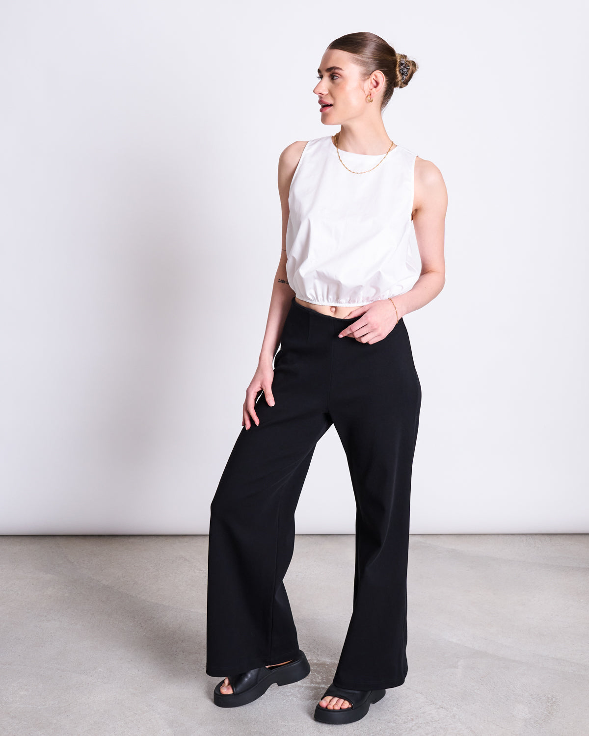 JAN 'N JUNE womens vegan Top Amalien White