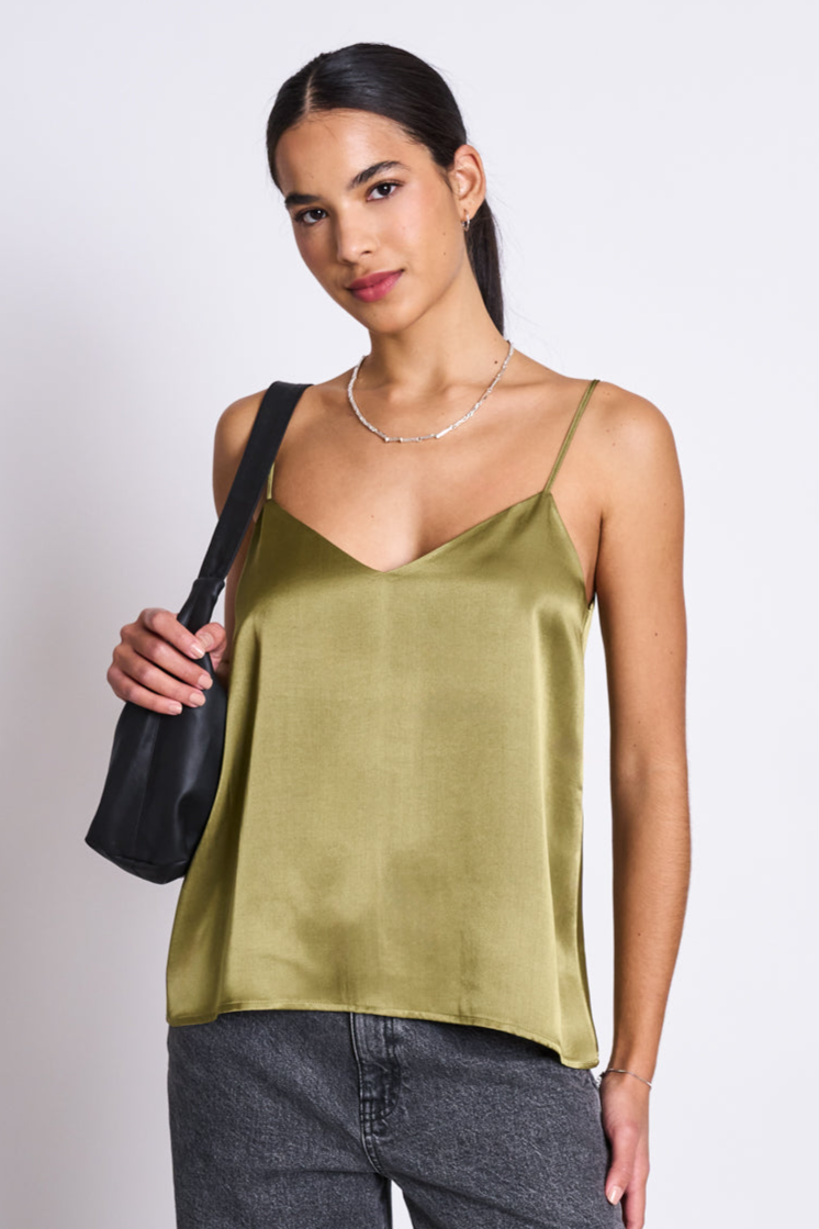 Image of JAN 'N JUNE dames vegan Slip Top Maud Woody Olijf