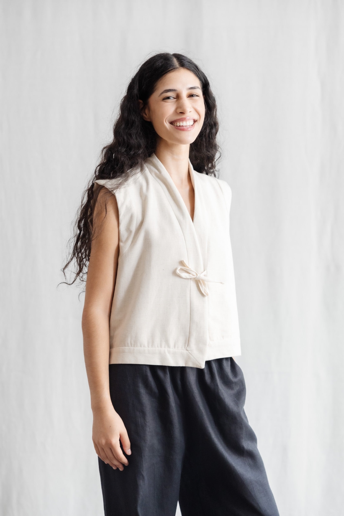 Image of Jyoti Fair Works dames vegan Vest Meera Crème