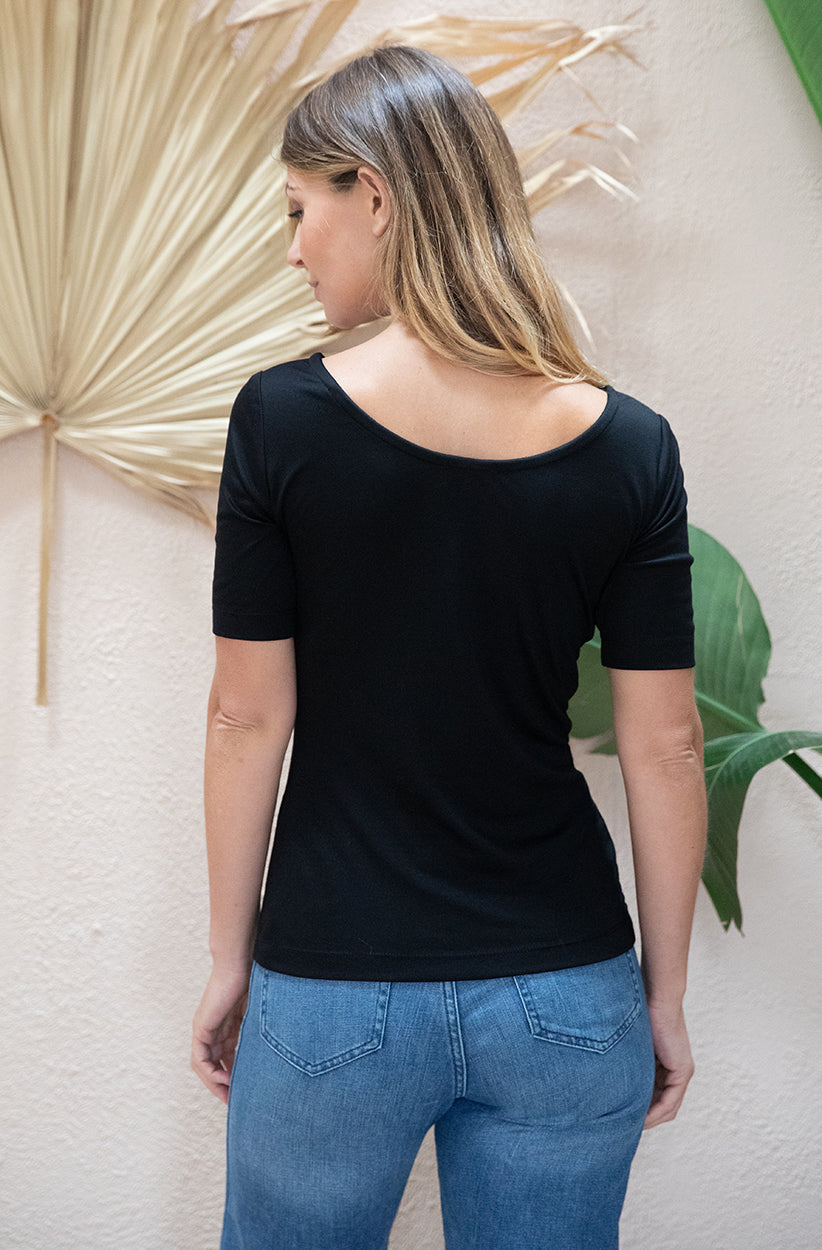 Avani womens vegan T-Shirt Jasmine Black