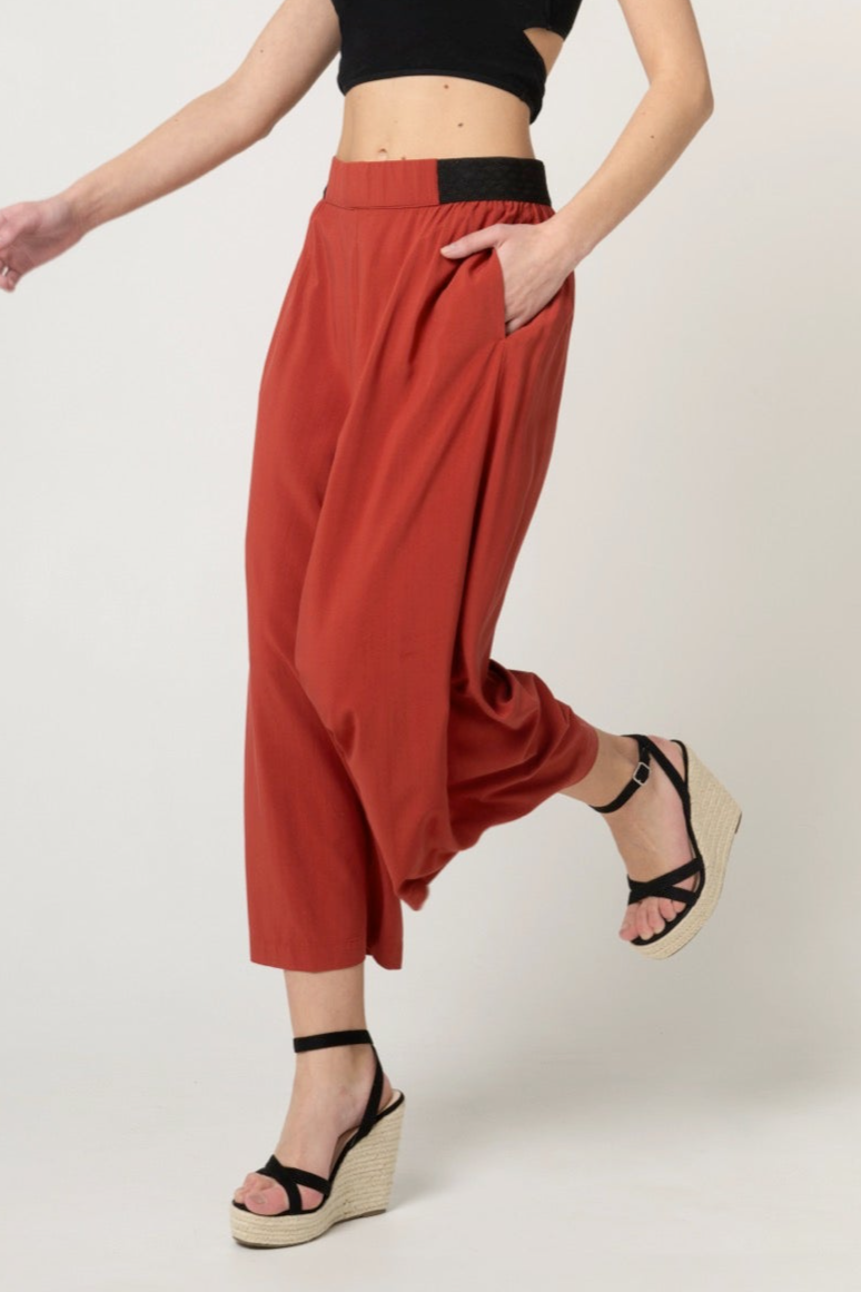 LOVJOI Damen vegan Culotte Tavira Mars Rot