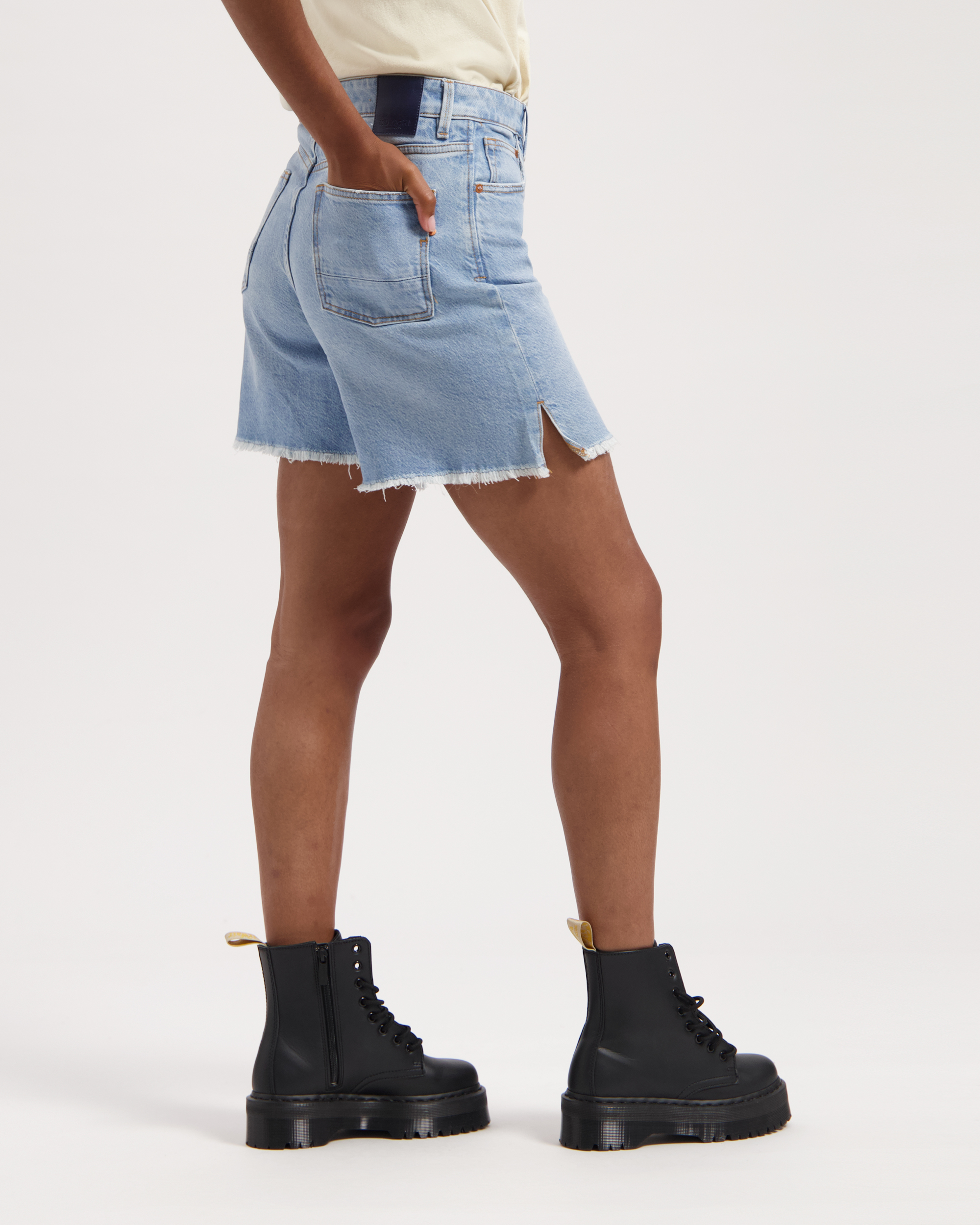 Kuyichi womens vegan Short High Rise Feline