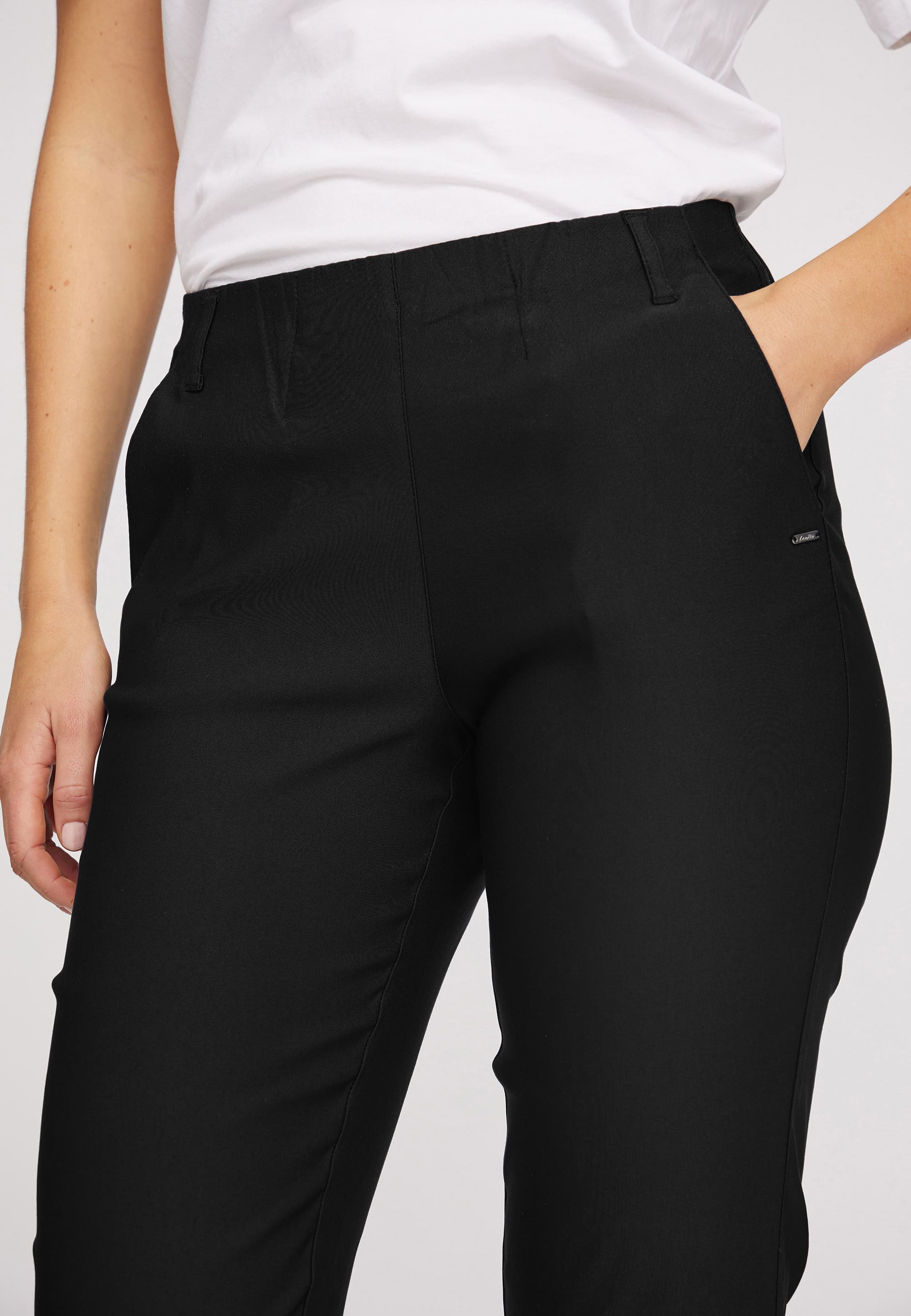 LAURIE womens vegan Pants Taylor Regular Capri Ml Black