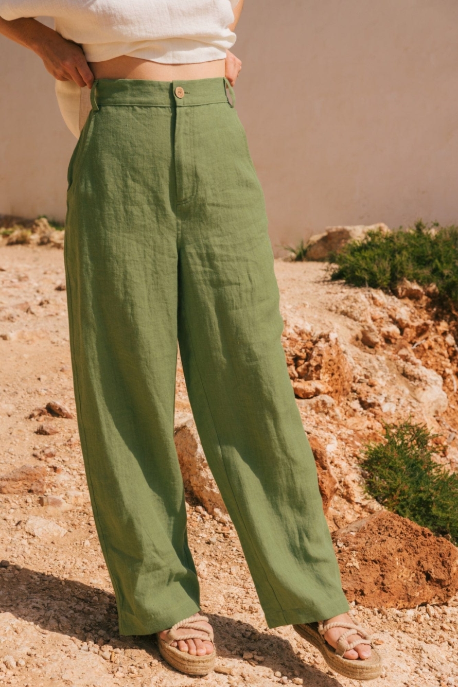 Image of AmourLinen dames vegan Broek Recht Barbora Matcha Groen