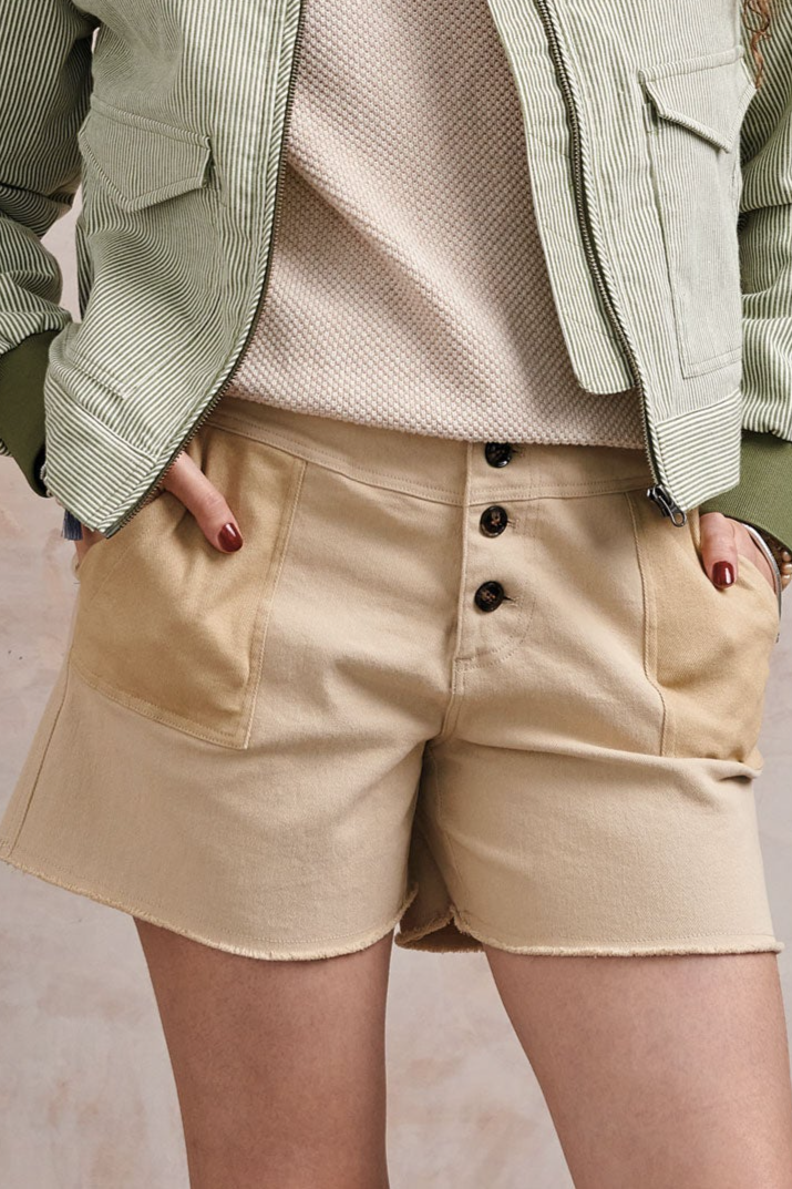 KOMODO Damen vegan Shorts Desert Oc Dark Sand Beige