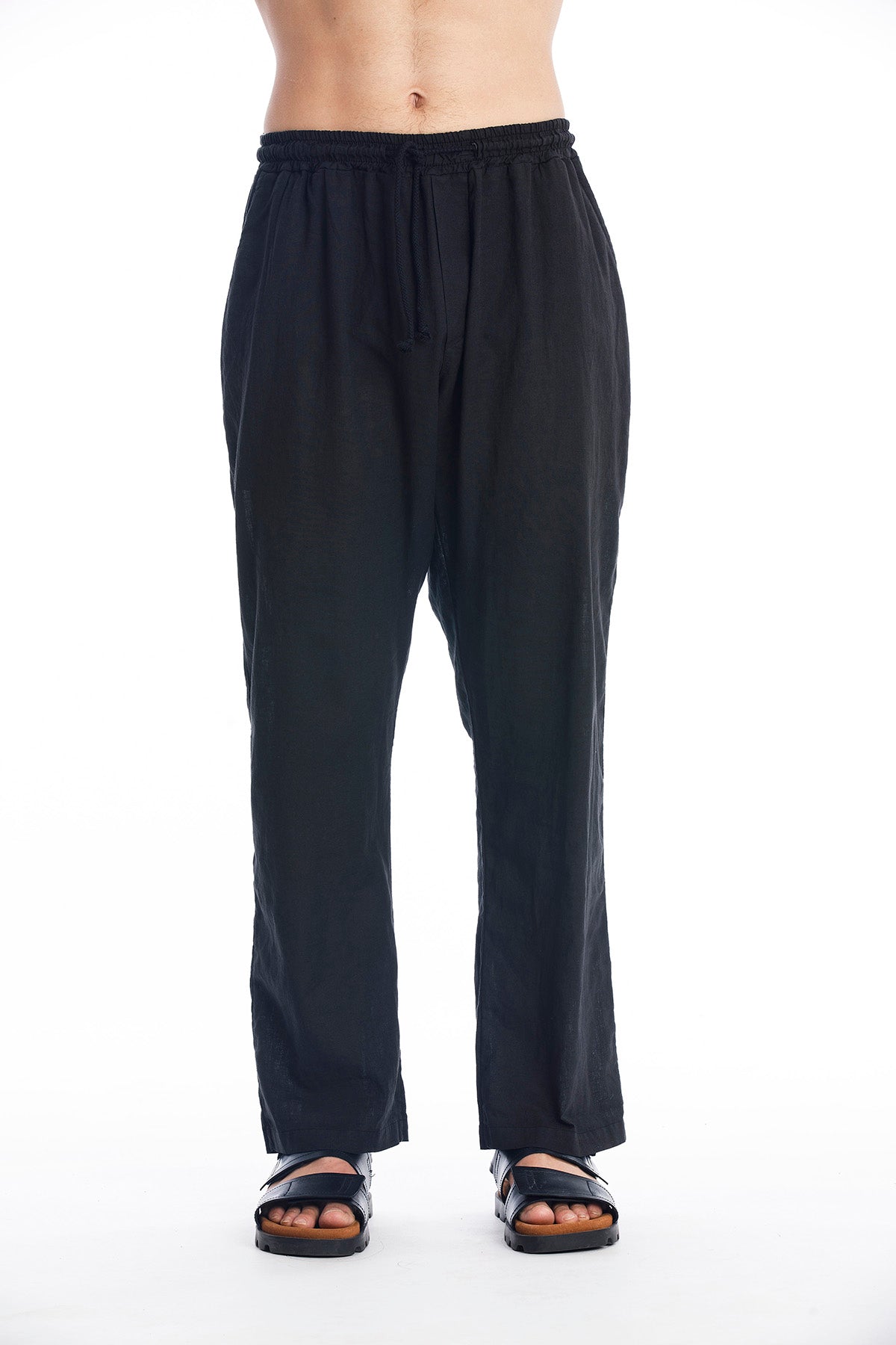 Image of RAVENS VIEW IBIZA mannen vegan Broek Lucas Zwart