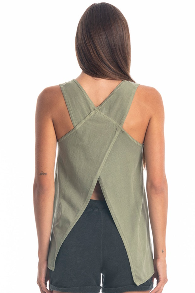 Image of RAVENS VIEW IBIZA dames vegan Top Easy Khaki