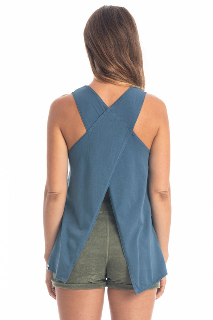 Image of RAVENS VIEW IBIZA dames vegan Top Easy Jeans Blauw