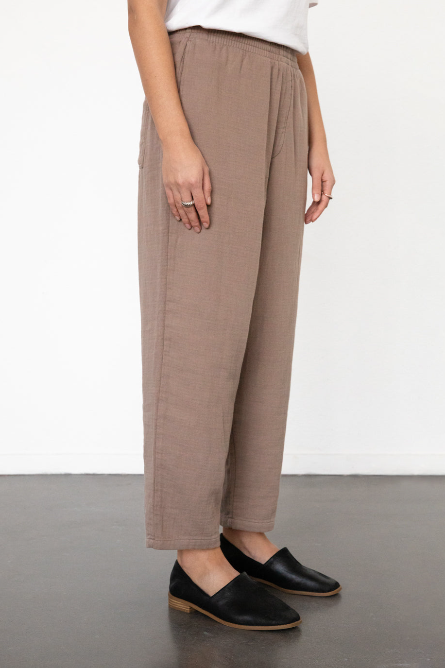 101349 - Damen vegan Hose Weit Braun