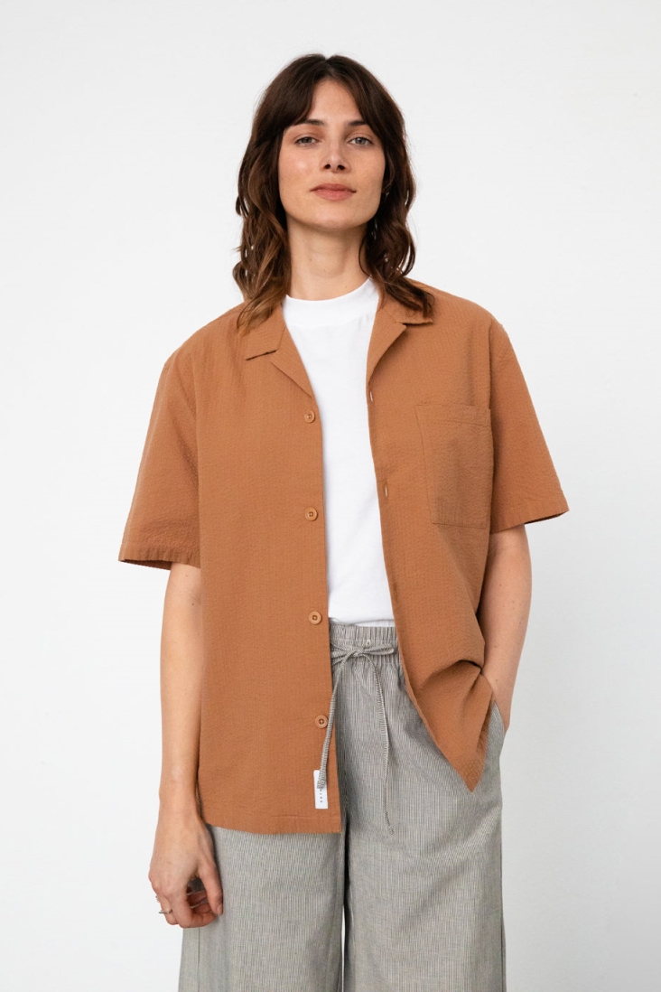 Image of Rotholz dames vegan Shirt Seersucker Bowling Karamel