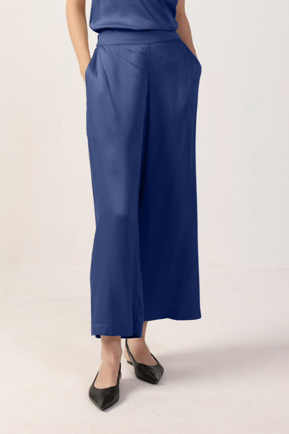 Neu Nomads Damen vegan Hose Cropped Giada Bluejay