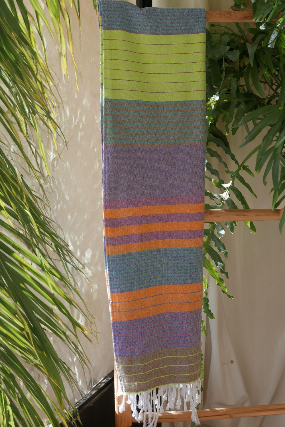 Karawan unisex vegan Towel Sud Purple Sun