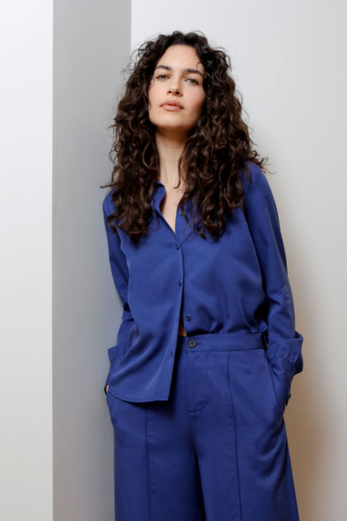 Image of KOMODO dames vegan Blouse Kenji Marineblauw
