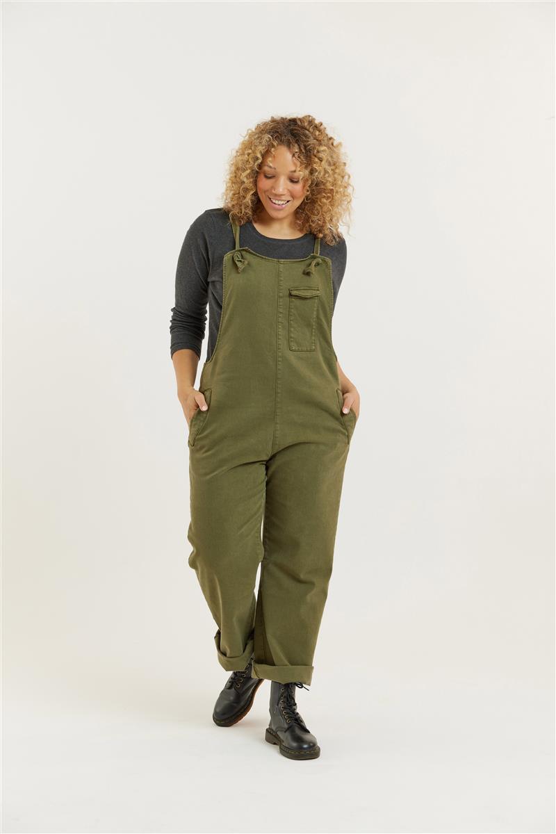 Flax and Loom Damen vegan Latzhose Lou Barker Olive
