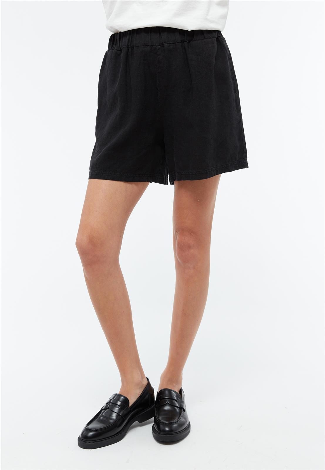 Givn womens vegan Shorts Clementine Black