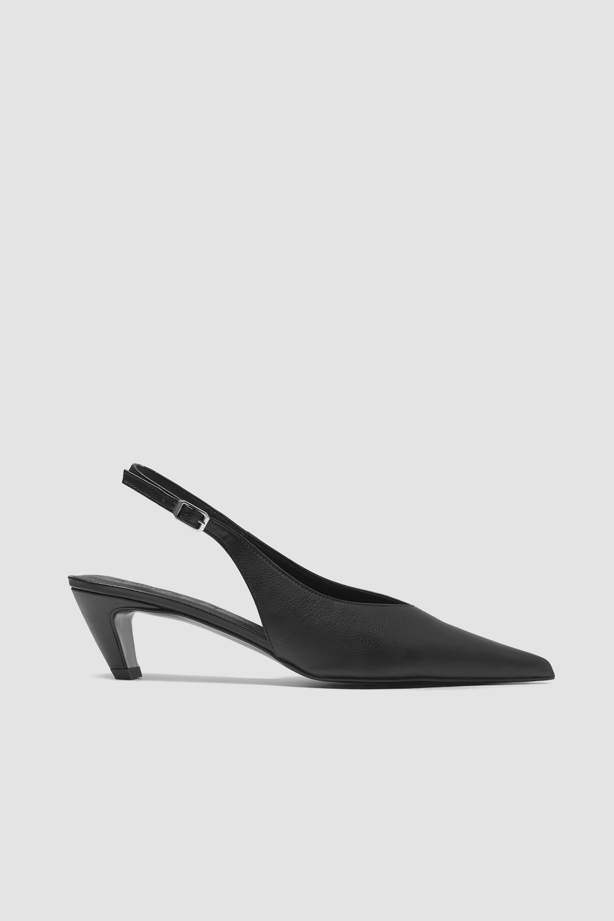 BOHEMA Damen vegan Pumps Kitten Heels Spitz Zulaufend Schwarz