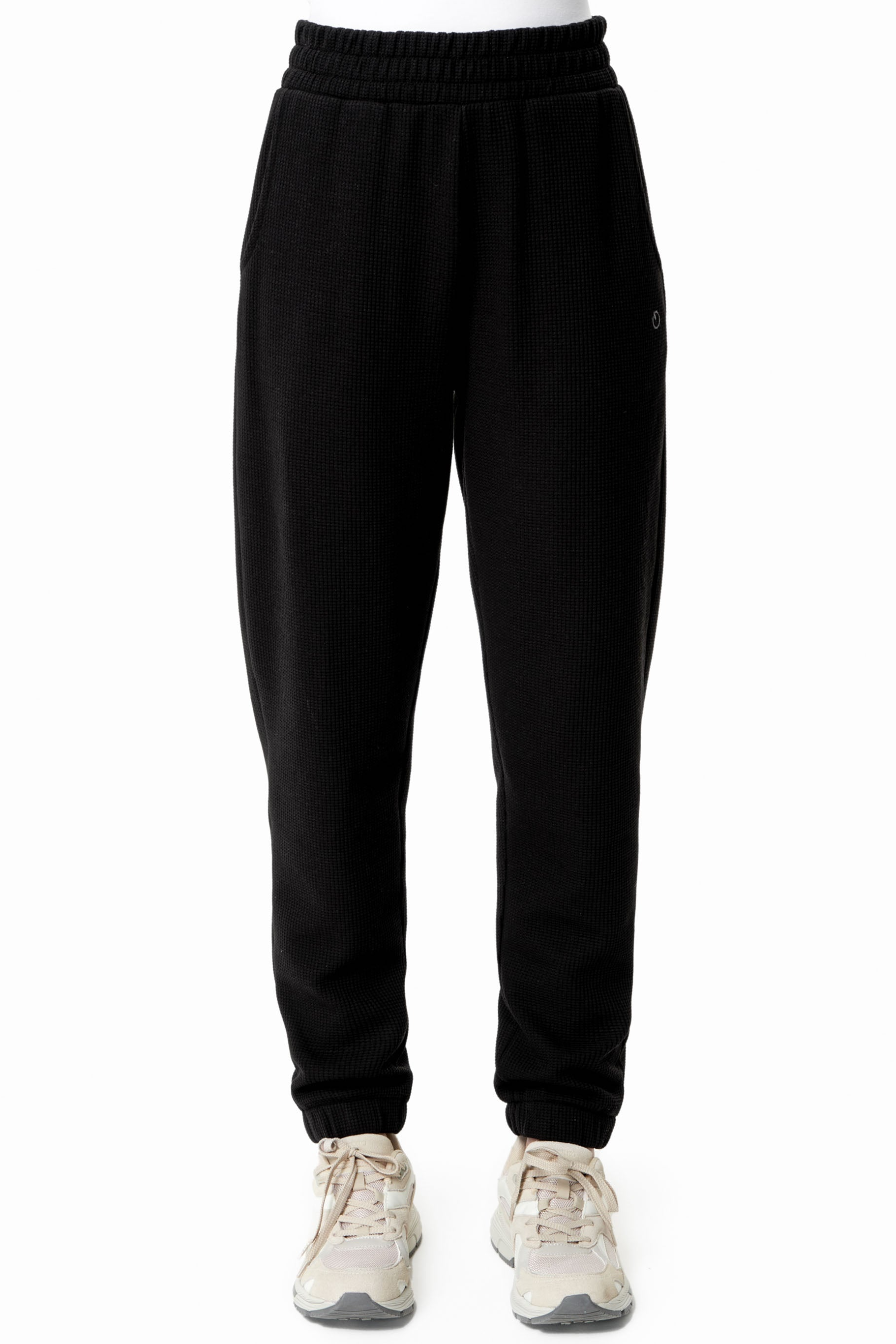 ORGANICATION Damen vegan Sweatpants Pariss Schwarz