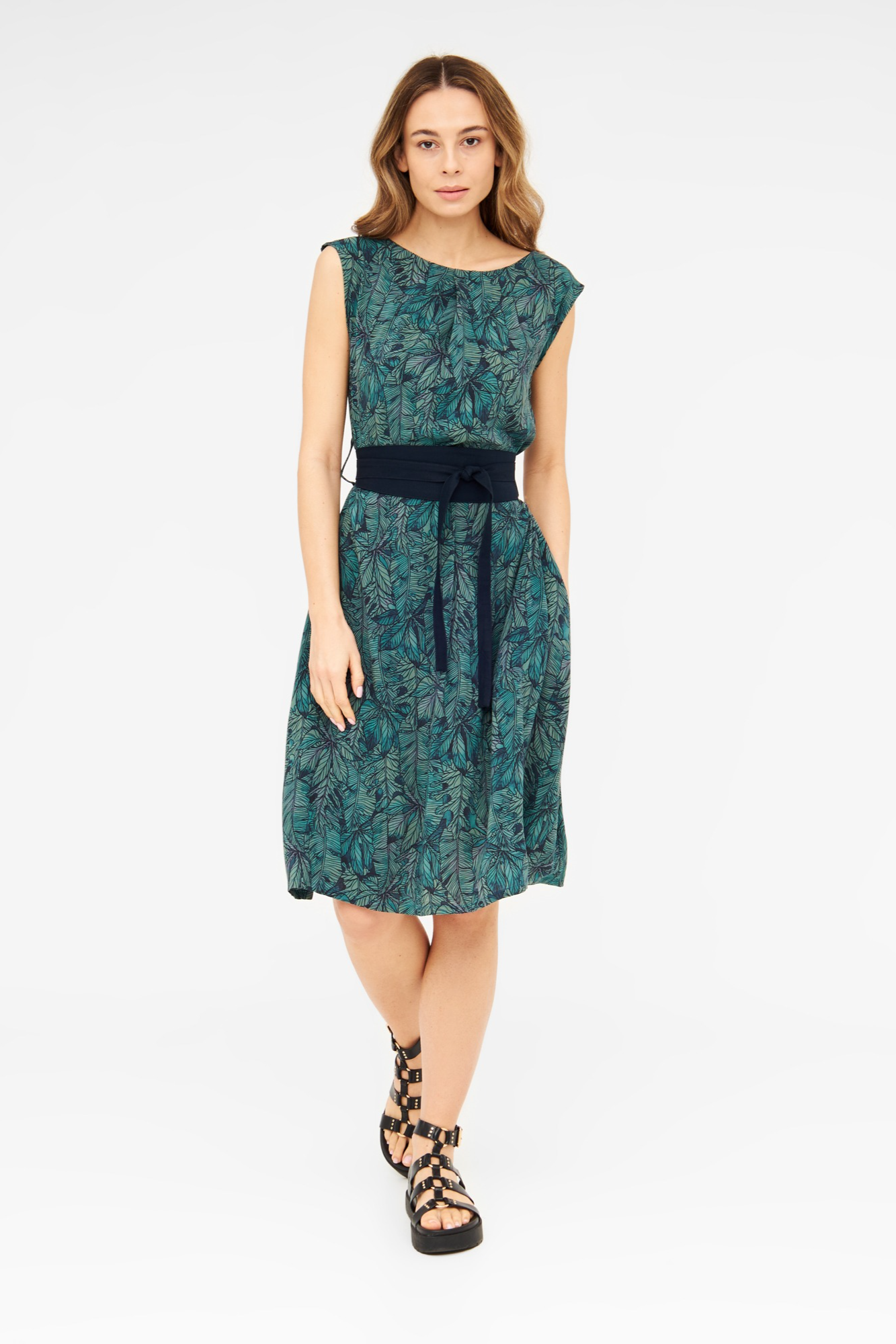 Image of Widda dames vegan Jurk Adele Forest Print Blauw