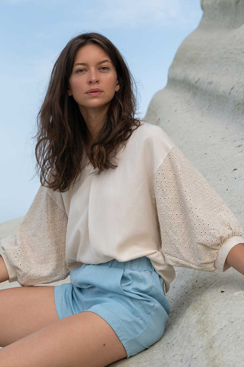 Widda Damen vegan Bluse Statement Mava Natural Beige