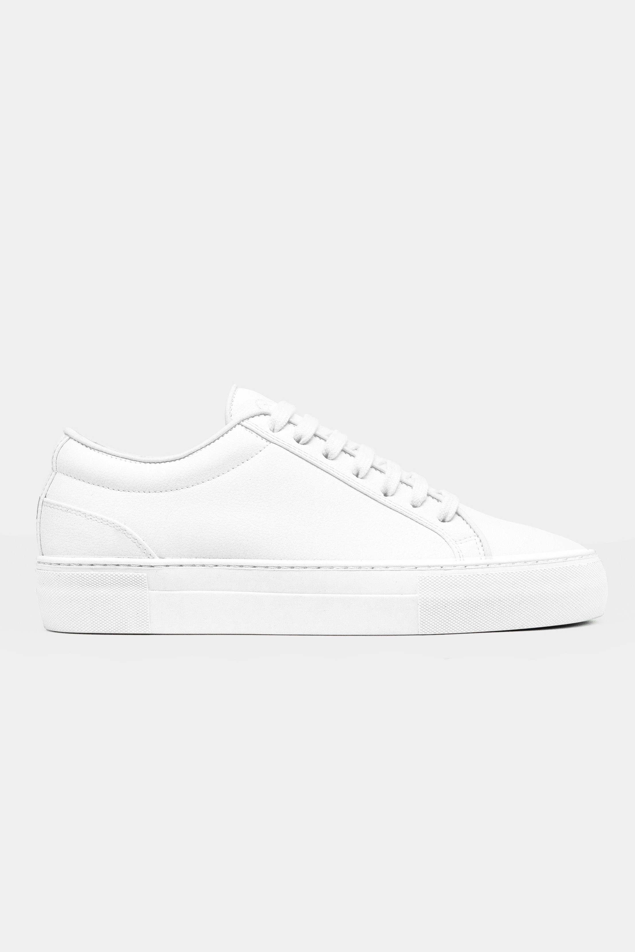 QURC Herren vegan Sneakers Grape Essential Klassisch Weiß