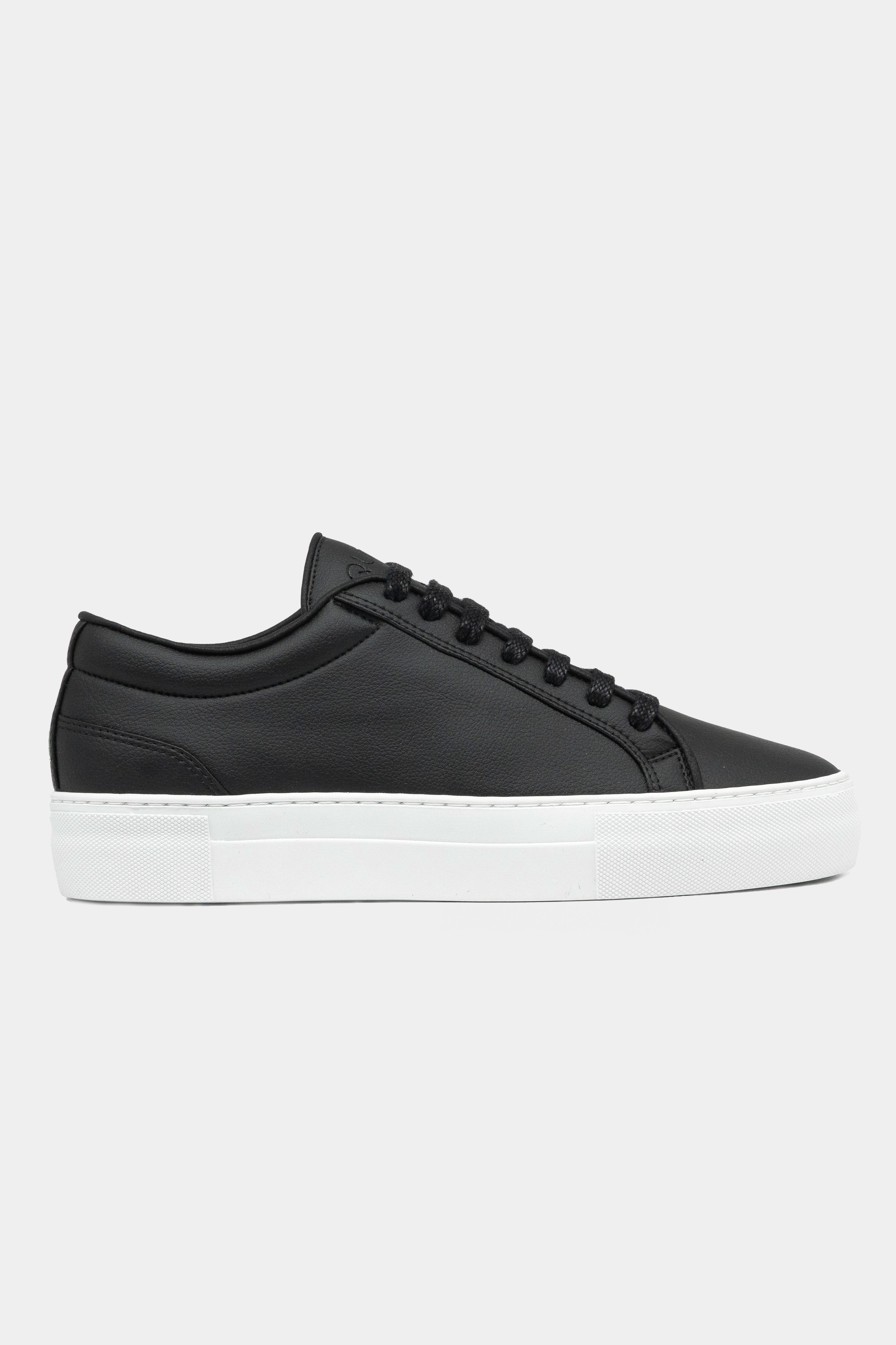 QURC men vegan Grape Essential Classic Black