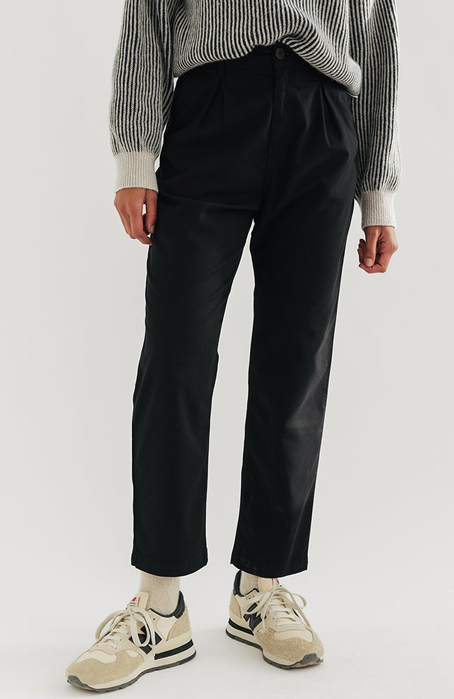 TWOTHIRDS Chino Pants Koserow Black