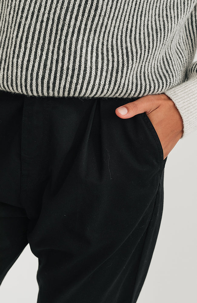 TWOTHIRDS Chino Pants Koserow Black