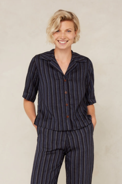 104562 - Kings of Indigo Damen vegan Hemd Morrigan Blau Gestreift