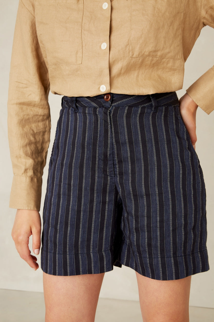 Kings Of Indigo Damen vegan Shorts Bangja Blau Gestreift