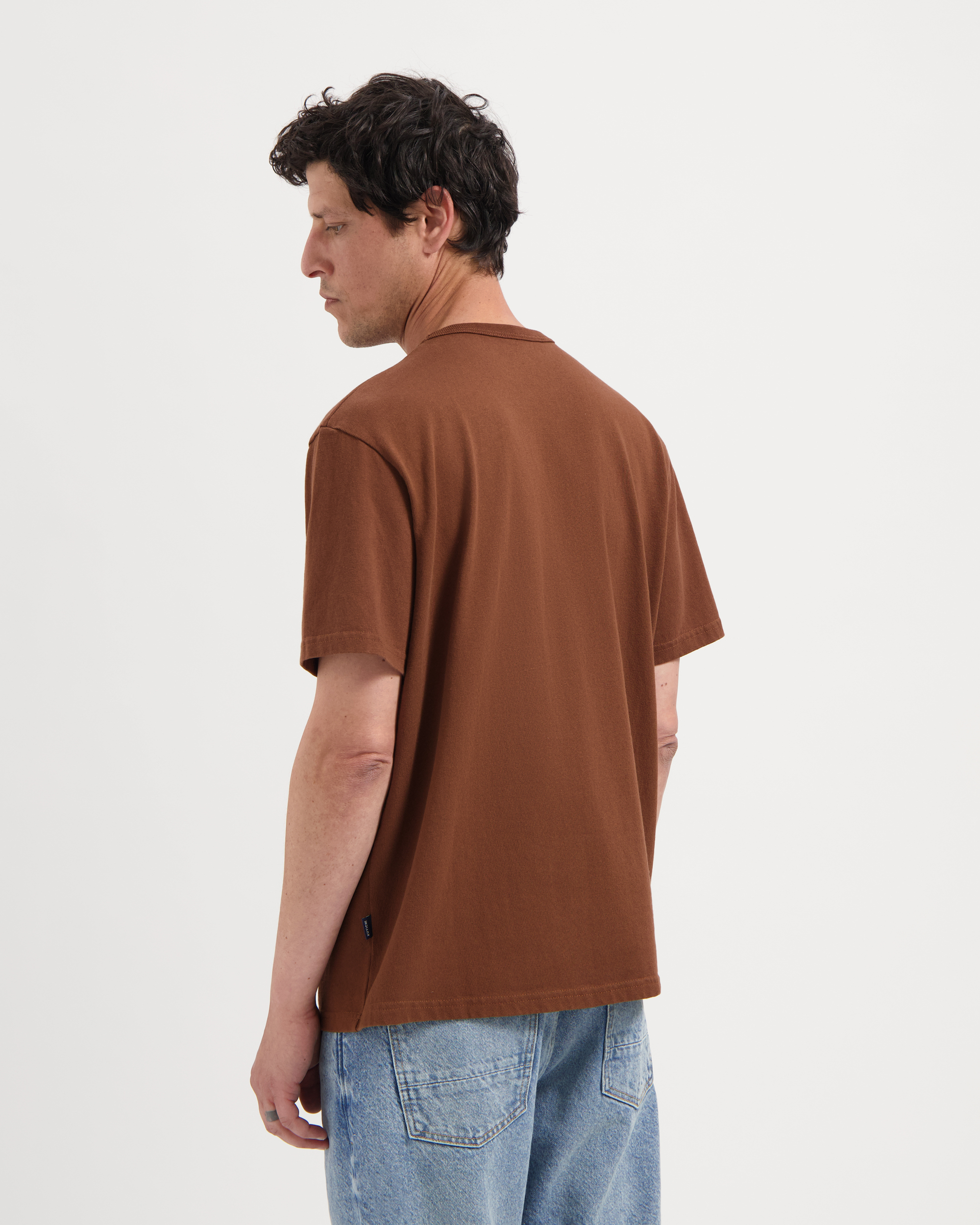 104630 - Herren vegan T-Shirt Liam Heavyweight Signature Hellbraun