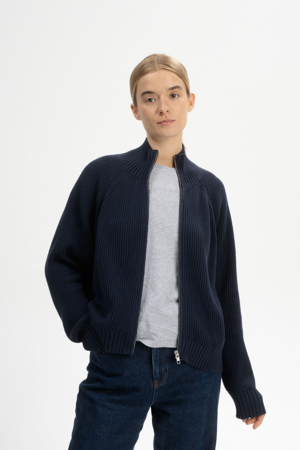 Image of MELA dames vegan Gebreide Ribjas Kamuka Marineblauw