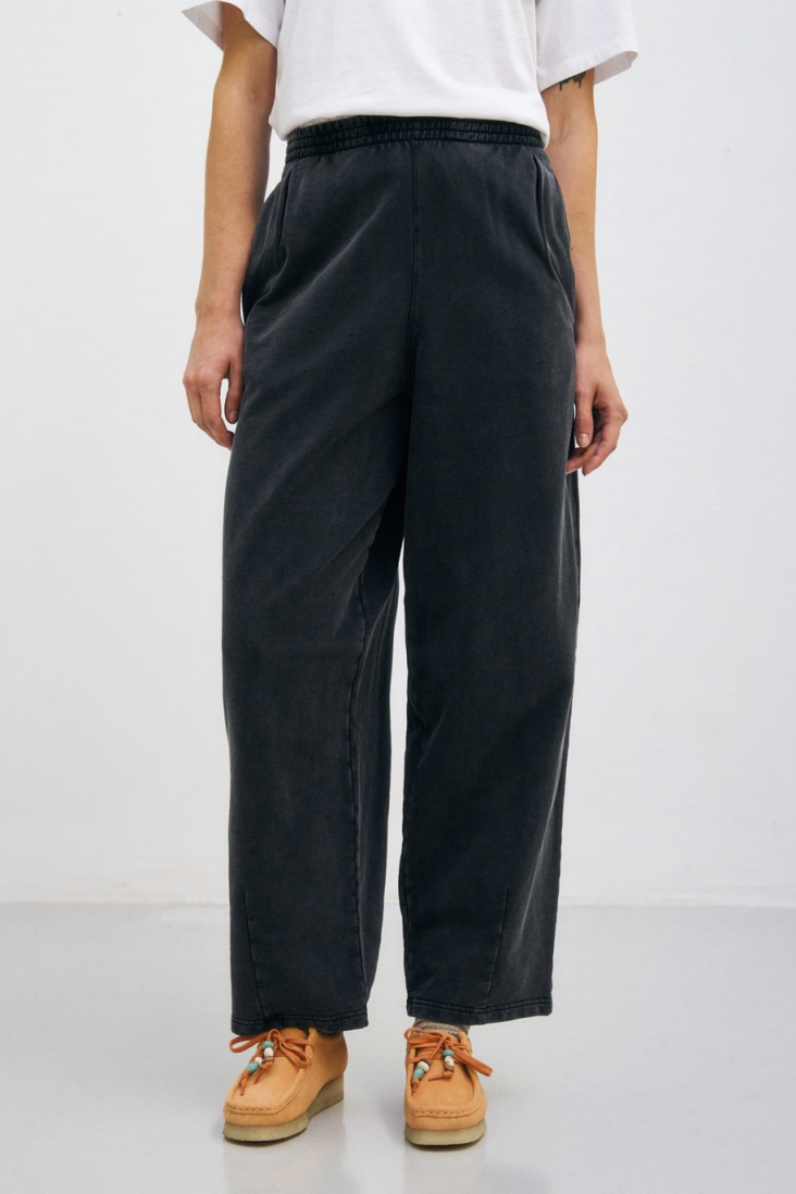 Rotholz Damen vegan Jogginghose Washed Black