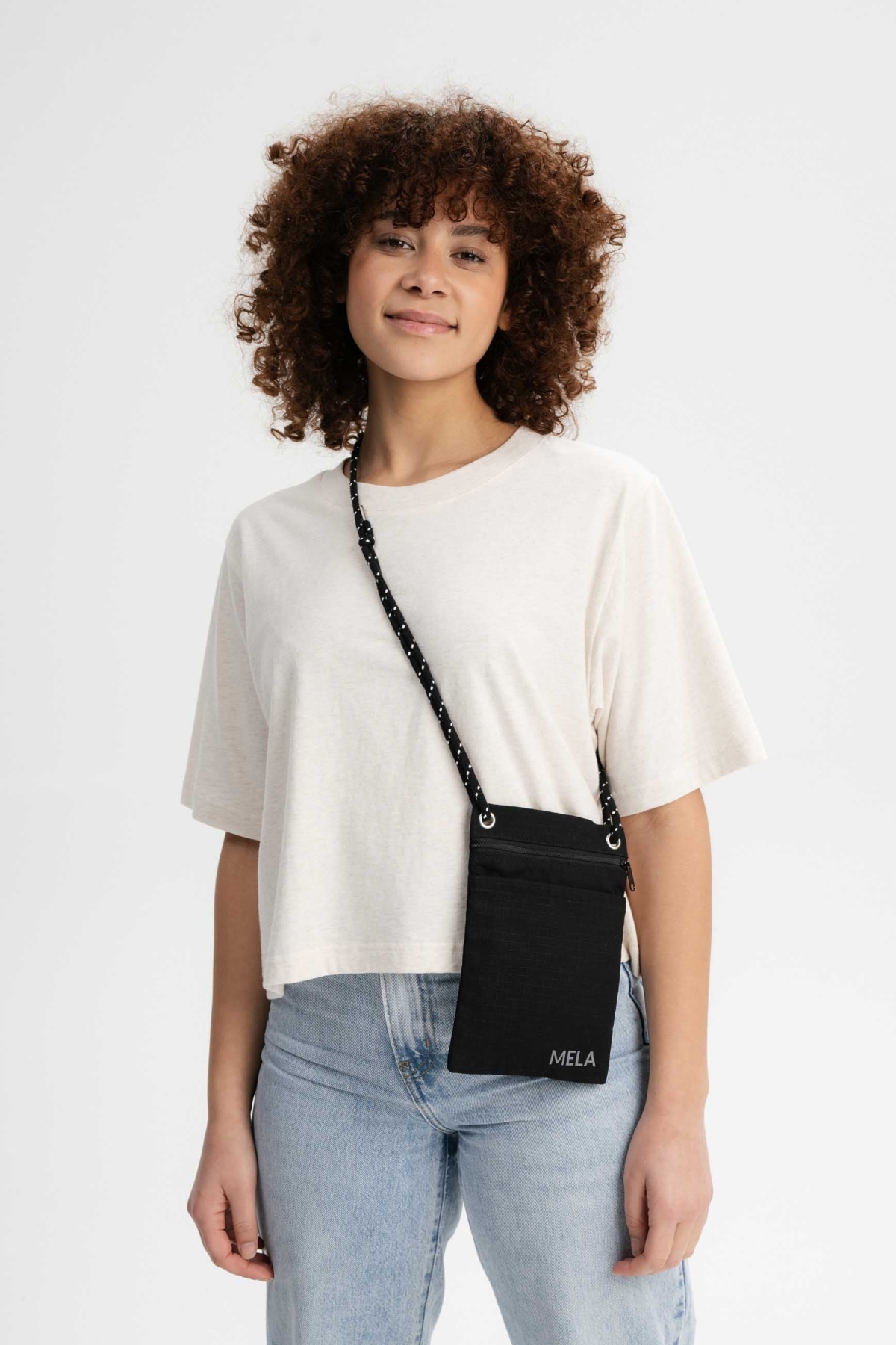 MELA womens vegan Bag Saanvi Ripstop Black