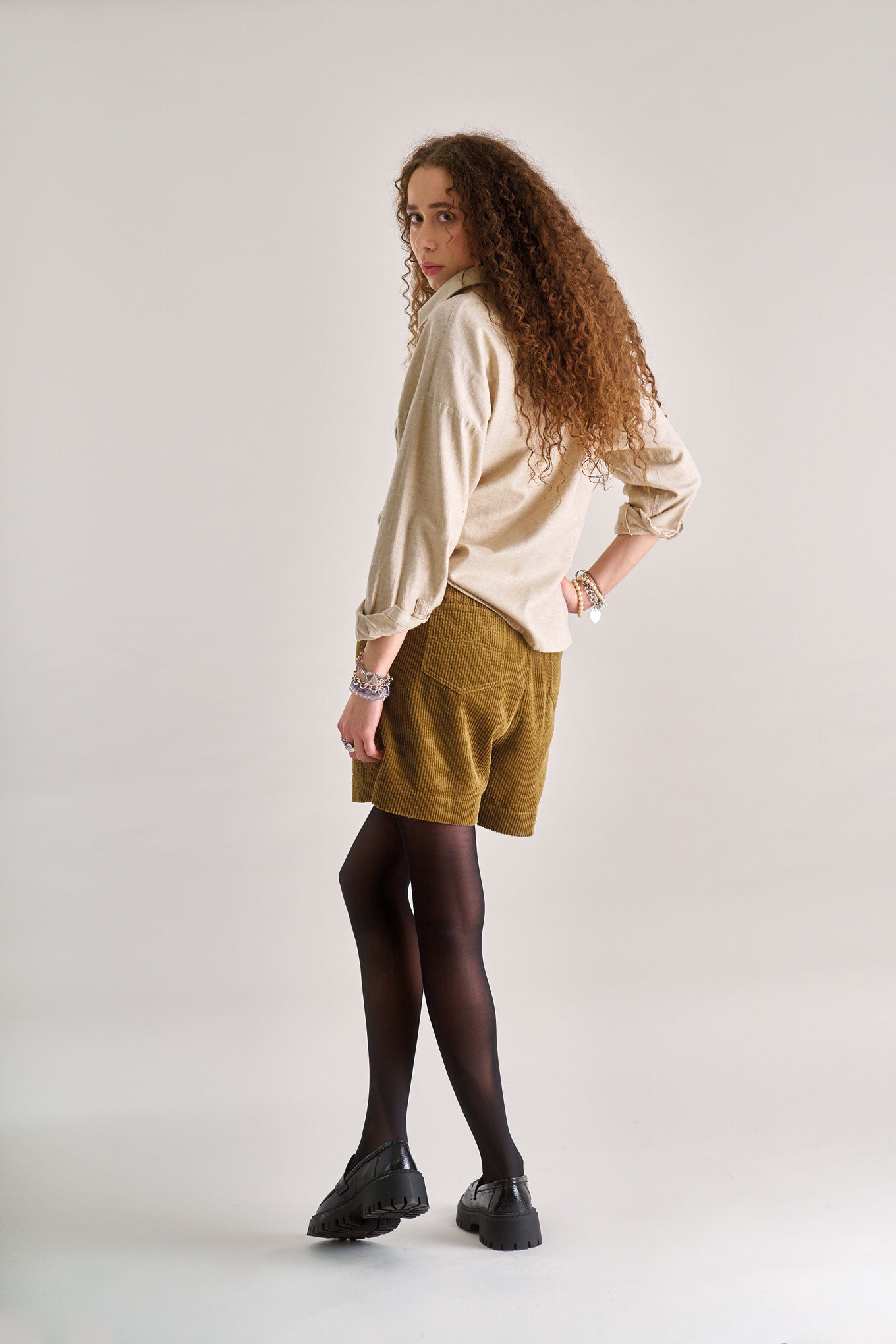 KOMODO womens vegan Shorts Cord Lima Olive