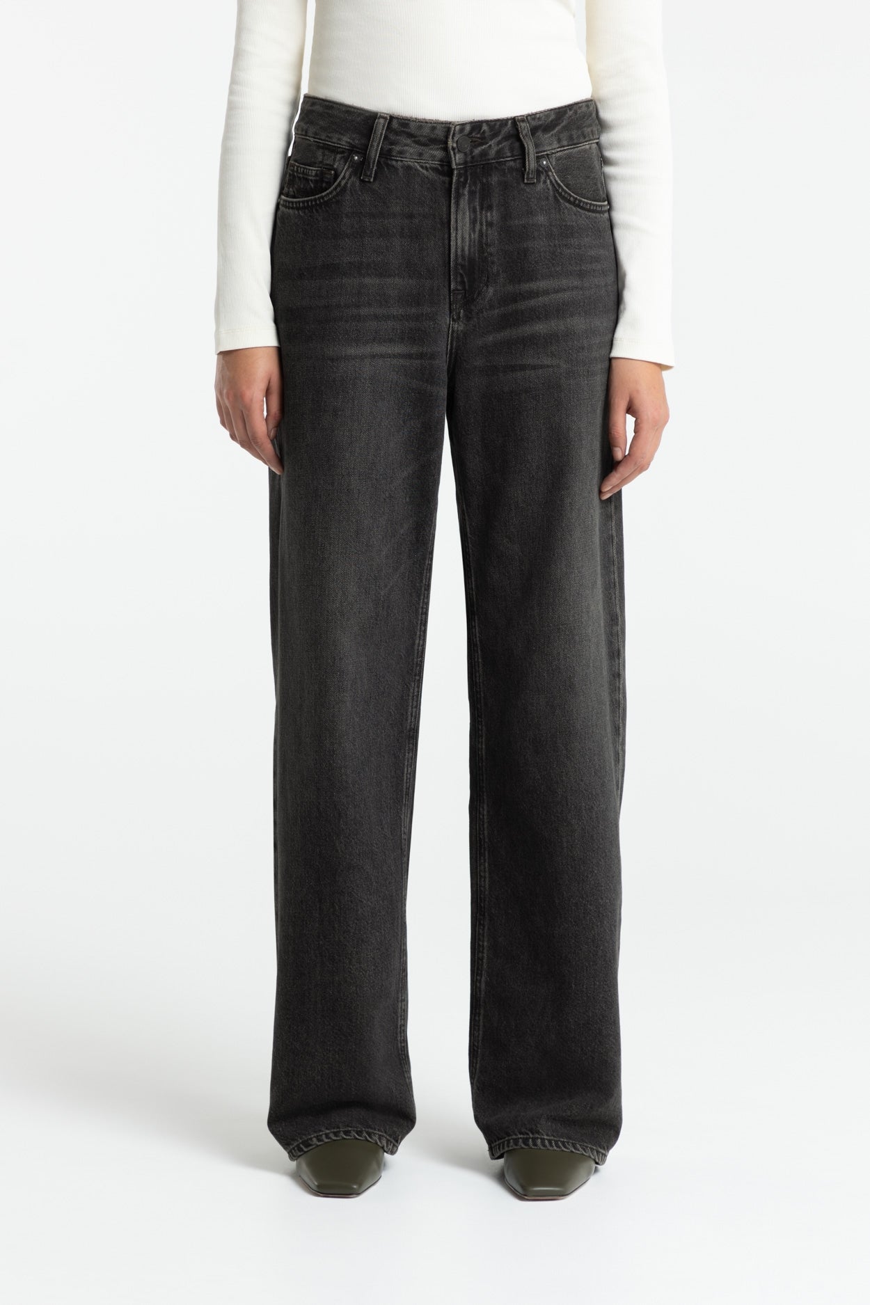 Image of Kings of Indigo dames vegan Jeans Joan Denim Zwart