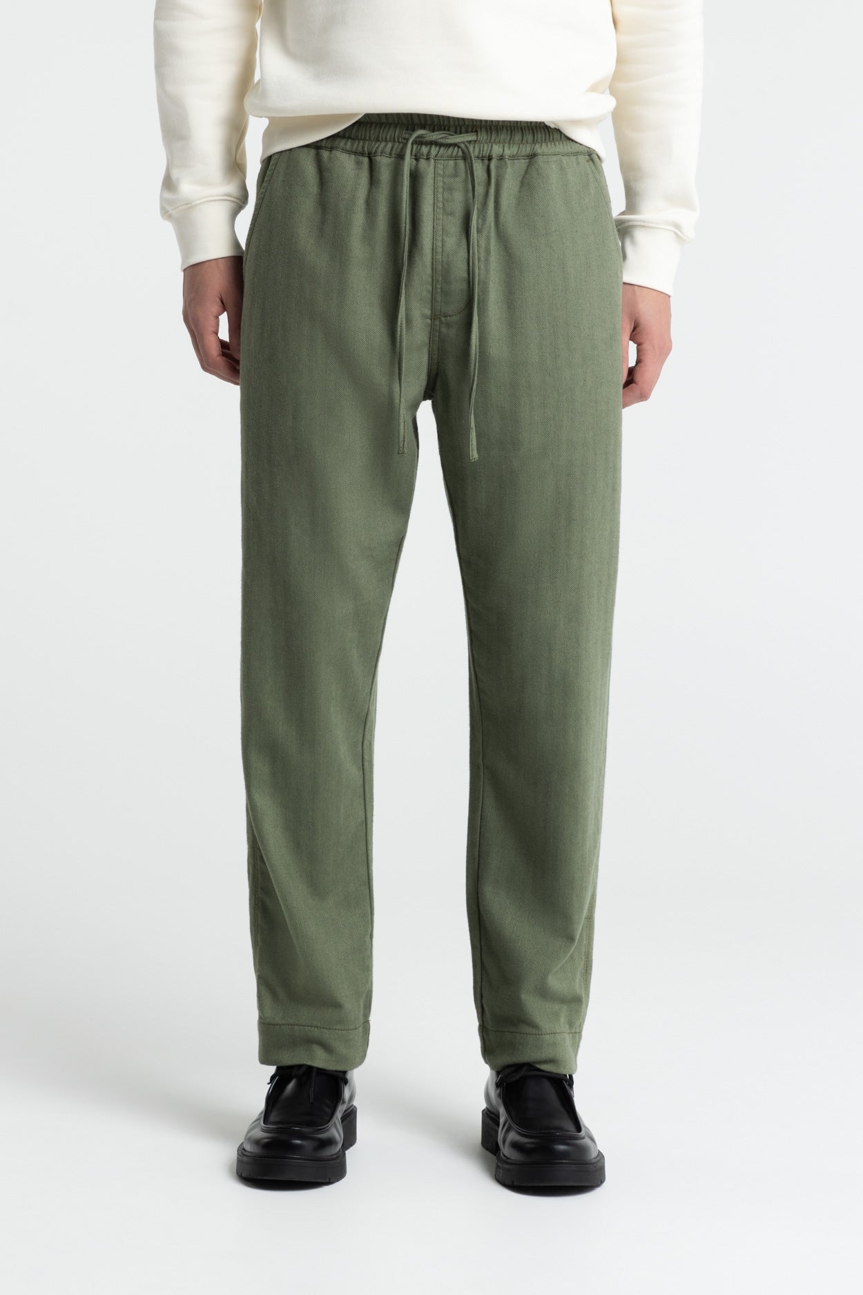 Image of Kings of Indigo mannen vegan Broek Martin Mulled Basil Regular Fit