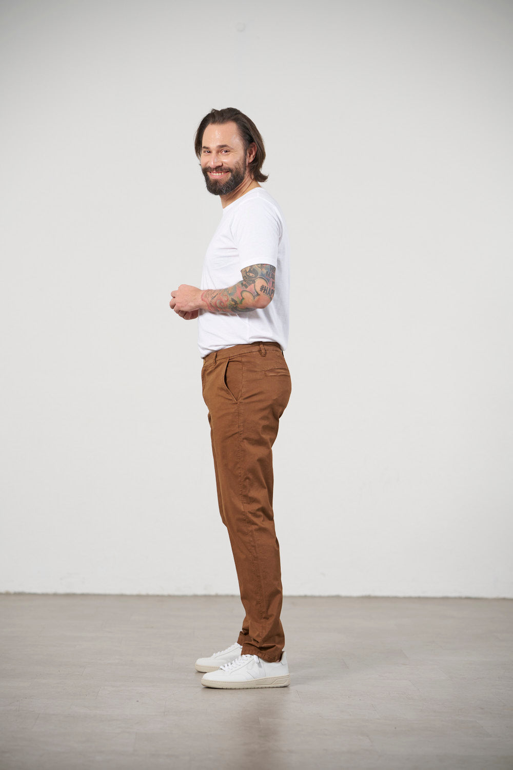 Feuervogl men vegan Chino Pants Lasse Nougat