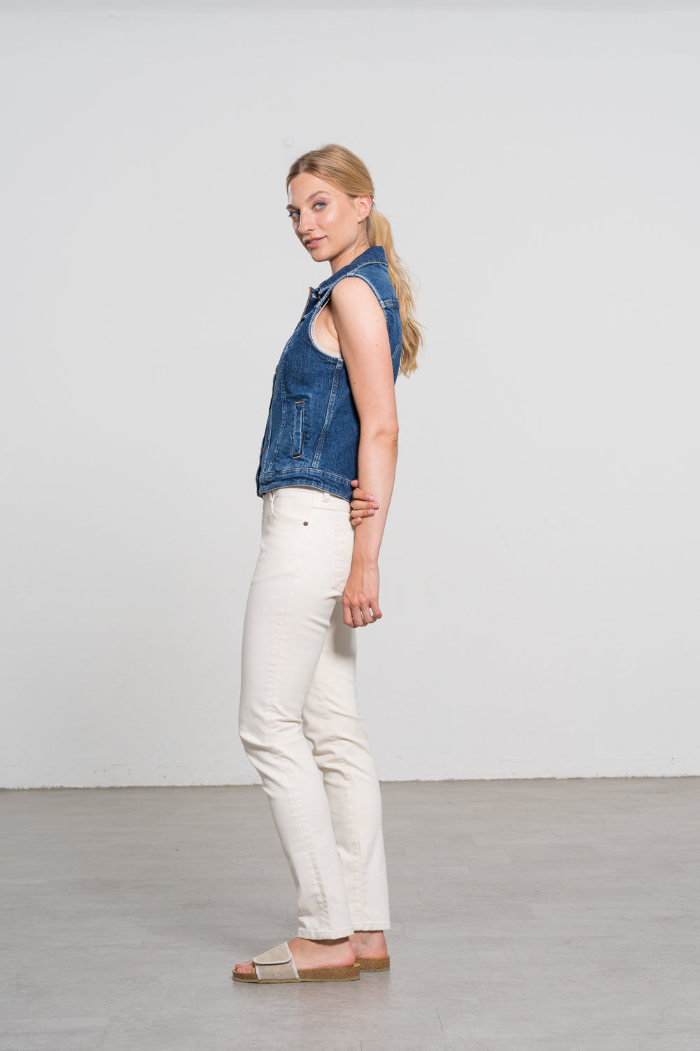 Feuervogl womens vegan Vest Denim Sana Medium Blue