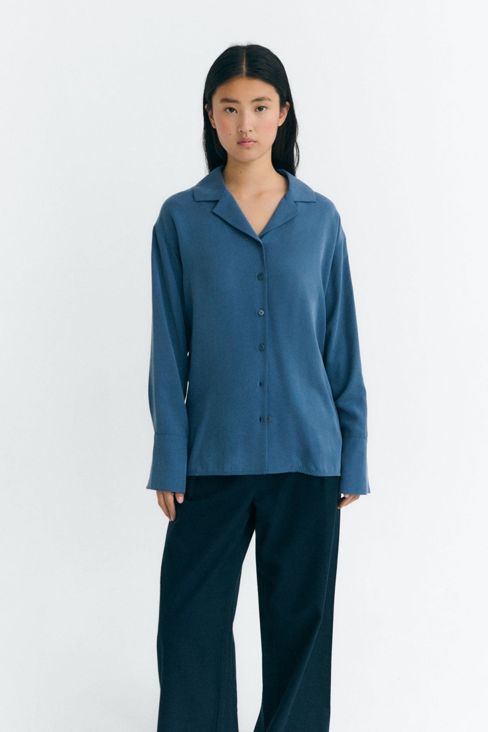 106368 - Thinking MU Damen vegan Bluse Oversized Sira Meeresblau